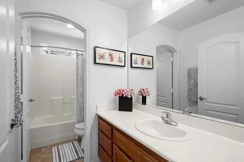 https://cdn.realtyfeed.com/cdn/127/306755378/13da153434cee652f9b81b11b736b616.webp