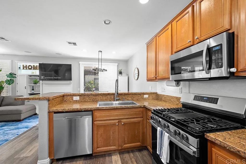 https://cdn.realtyfeed.com/cdn/127/306755378/56b893aeb64cfa5b6e2f6e889f711961.webp