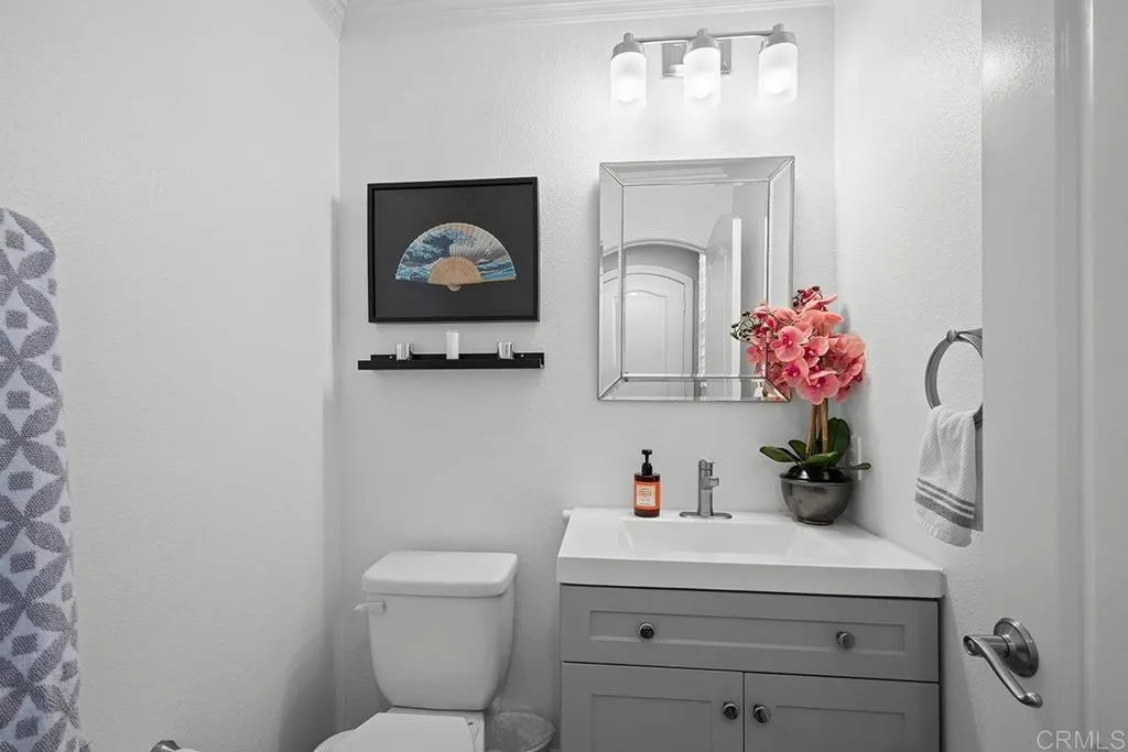 https://cdn.realtyfeed.com/cdn/127/306755378/60ef8bb2733b48e92240bc0b232c1e1f.webp