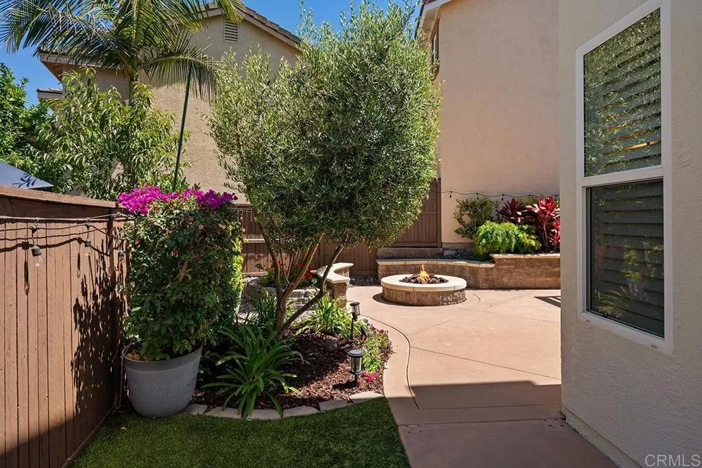 https://cdn.realtyfeed.com/cdn/127/306755378/ff20dfe6f3f4872353e5ae9bbed8047e.webp