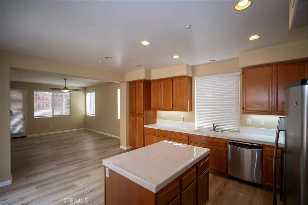 60 Crocus, Redlands, CA 92373 - Photo 4 of 16, Redlands, CA