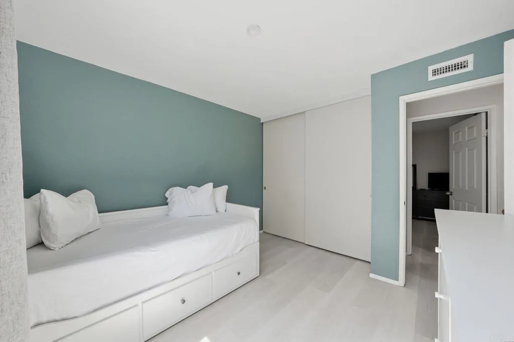https://cdn.realtyfeed.com/cdn/127/306755419/0b713681d4c8efe629ca06ebfa753e04.webp