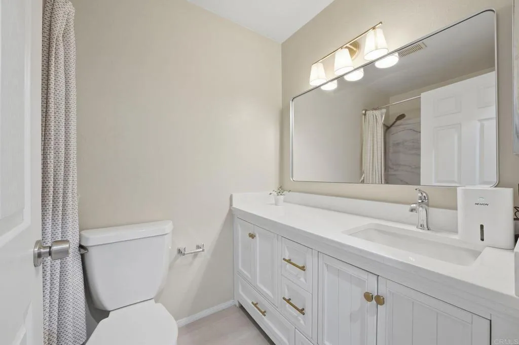 https://cdn.realtyfeed.com/cdn/127/306755419/49baabef97e62277a1d35c2e48564a8d.webp