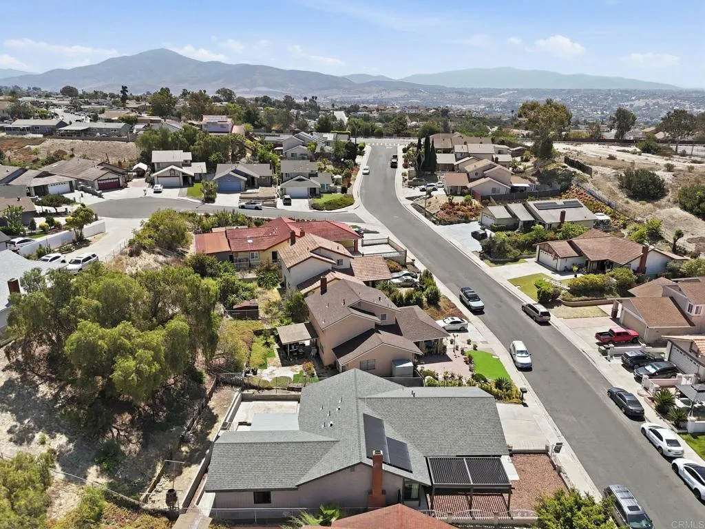 https://cdn.realtyfeed.com/cdn/127/306755419/9922190c43a8033423b548cf135864b1.webp