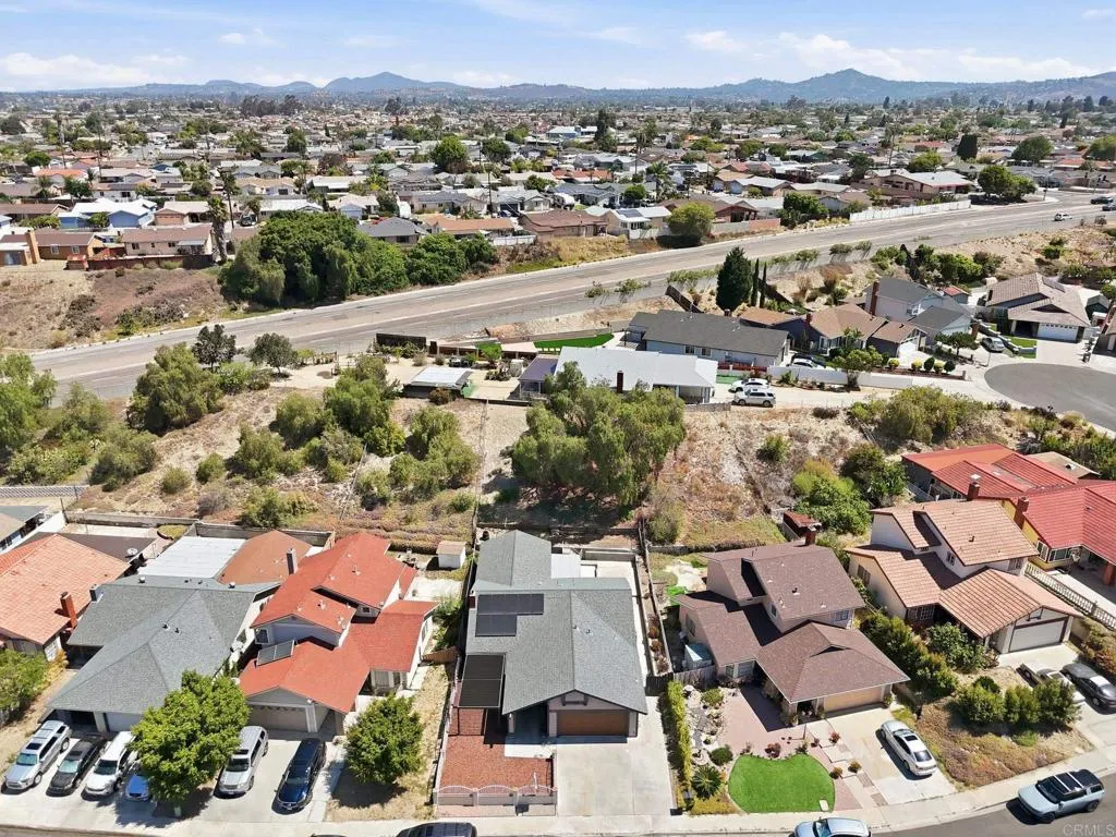 https://cdn.realtyfeed.com/cdn/127/306755419/c63c377b9e4eeb80219365ce1af395f2.webp