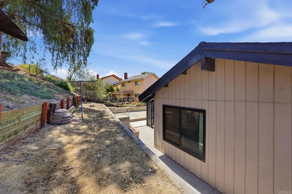 https://cdn.realtyfeed.com/cdn/127/306755419/de8a2070fff84932f28aa124a011a84e.webp