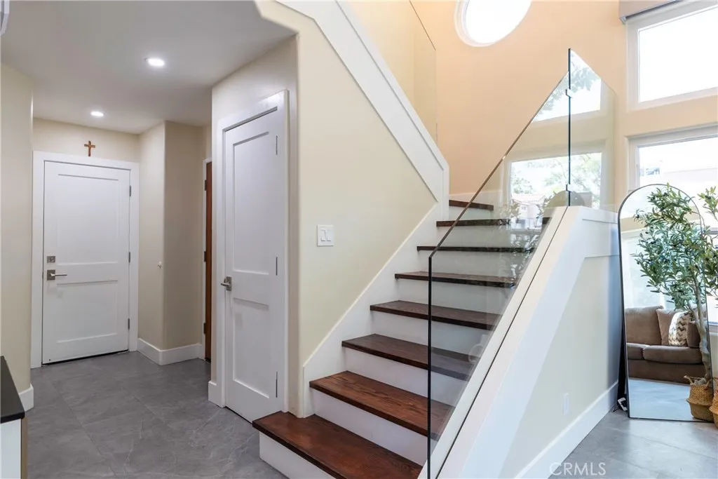 1120 Portofino Court Unit 101, Corona, CA 92881 - Photo 5 of 33, Corona, CA