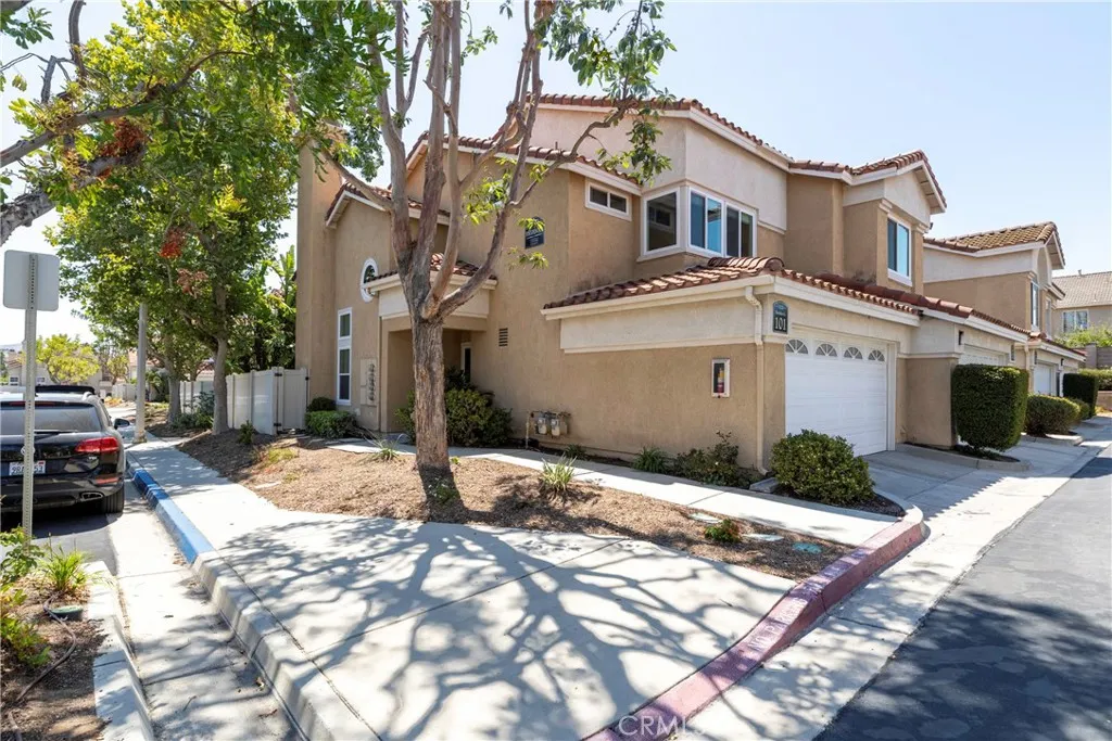 1120 Portofino Court Unit 101, Corona, CA 92881 - Photo 3 of 33, Corona, CA