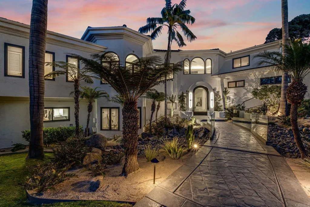 https://cdn.realtyfeed.com/cdn/127/306755455/7ffefe0068bfefb1940512f448257191.webp