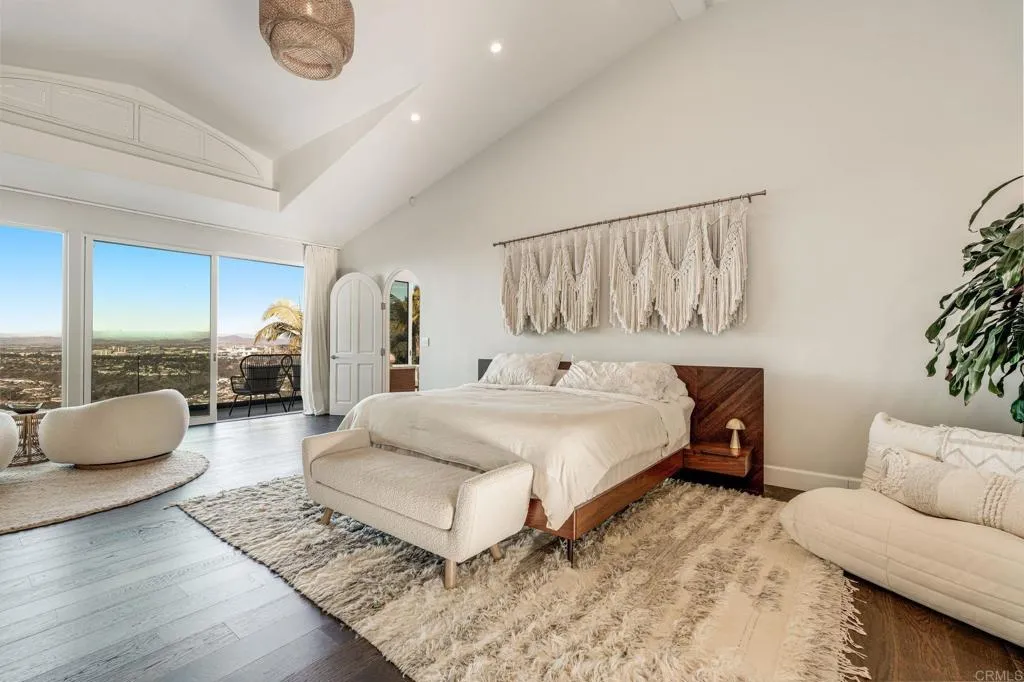 https://cdn.realtyfeed.com/cdn/127/306755455/899957cd2e6132bbedea55ea3c8e59c3.webp