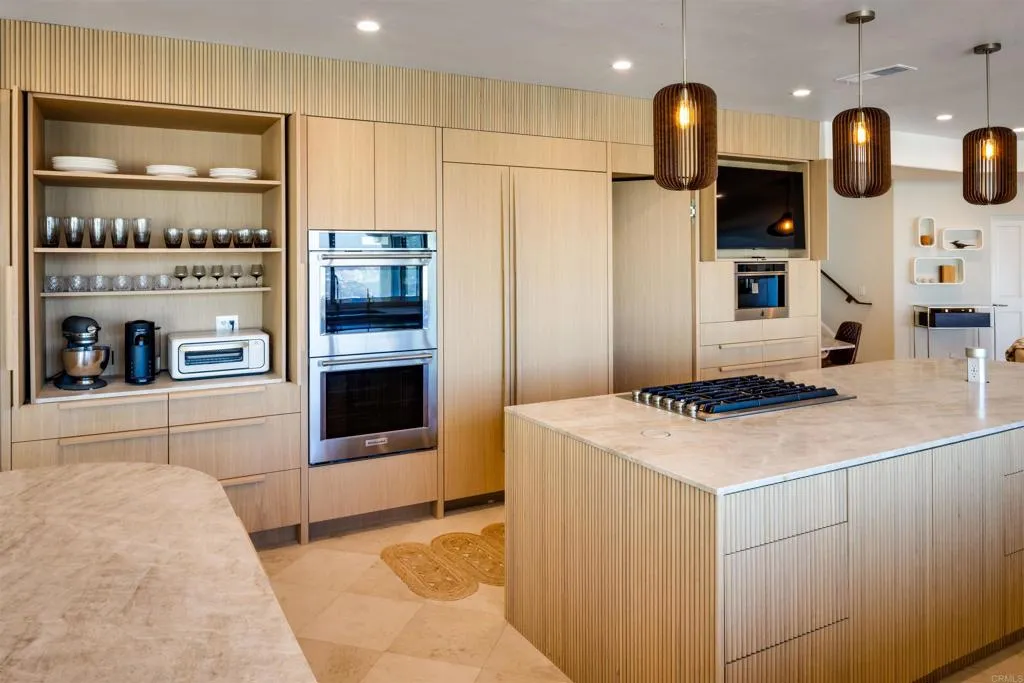 https://cdn.realtyfeed.com/cdn/127/306755455/9906c22faff232a26755a7dd7c308a6b.webp