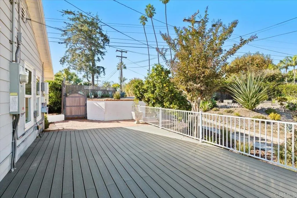 https://cdn.realtyfeed.com/cdn/127/306755458/24549b0019c0d01628f18608f01a0d49.webp