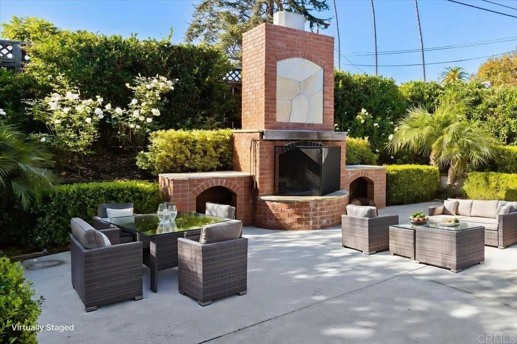 https://cdn.realtyfeed.com/cdn/127/306755458/7e44609848b0647e0375c7b62f02c54d.webp