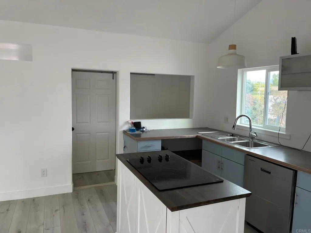 https://cdn.realtyfeed.com/cdn/127/306755458/d3b84623667fac48b657e28e8df372eb.webp