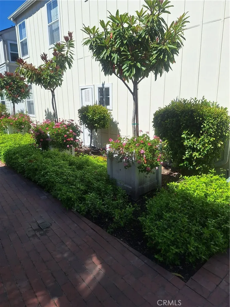 1800 S Pacific Coast Unit 21, Redondo Beach, CA 90277 - Main photo, Redondo Beach, CA