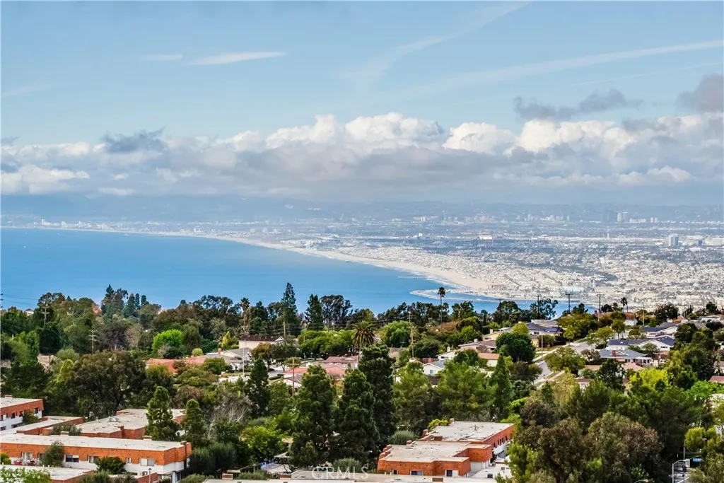 Rancho Palos Verdes, CA 90275