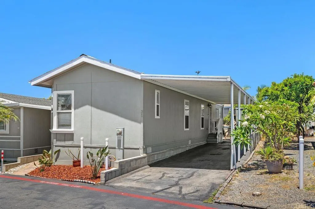 https://cdn.realtyfeed.com/cdn/127/306755479/19a77b8829ca3ce36e2e7280d00e28de.webp