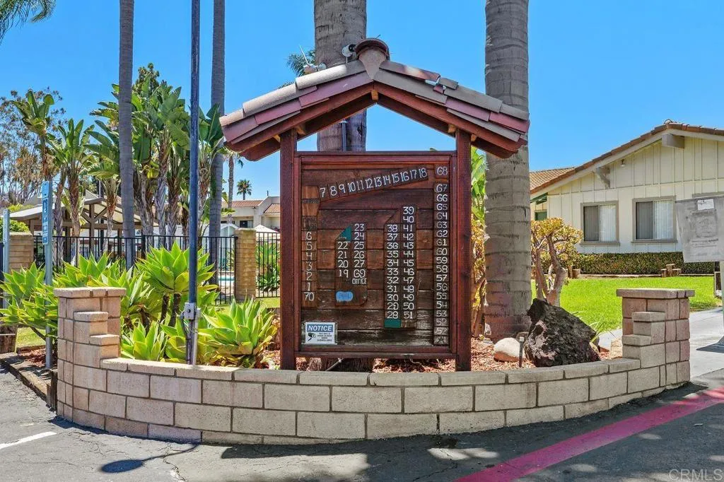 https://cdn.realtyfeed.com/cdn/127/306755479/4ad32f0cccf02347cbc9bb743cb28ce6.webp