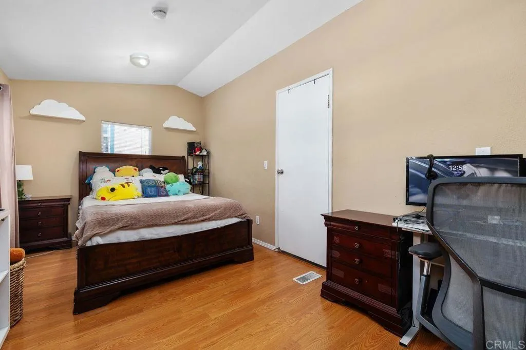 https://cdn.realtyfeed.com/cdn/127/306755479/6d73429b8474a4f15be235052b1aff56.webp