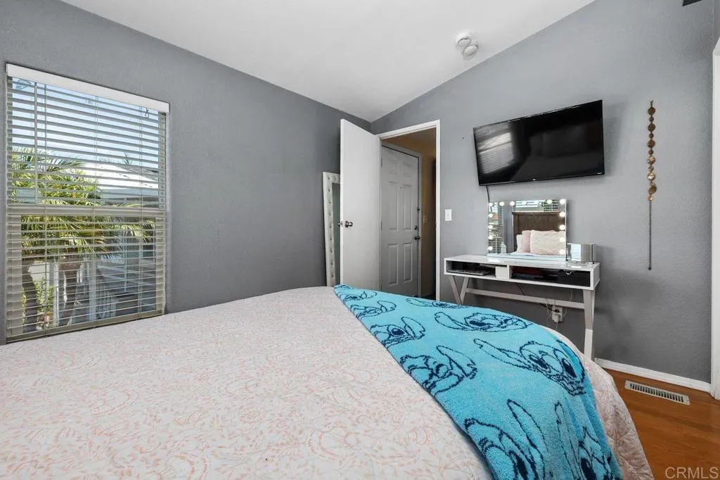 https://cdn.realtyfeed.com/cdn/127/306755479/8226bafa52d4b4a48e240617f1aa1bcb.webp
