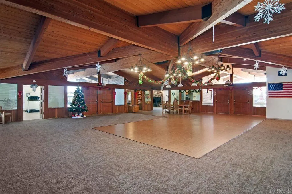 https://cdn.realtyfeed.com/cdn/127/306755482/148cb1d6a9e5530bf154a6f094573406.webp