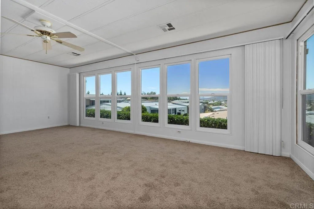 https://cdn.realtyfeed.com/cdn/127/306755482/3e24d8fad9be870ff25f8808fdc9747a.webp