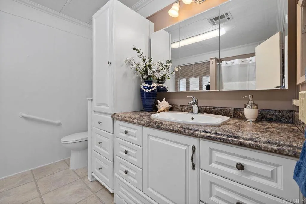 https://cdn.realtyfeed.com/cdn/127/306755482/6d5d1795a7863e3884f87f90a9a436ad.webp
