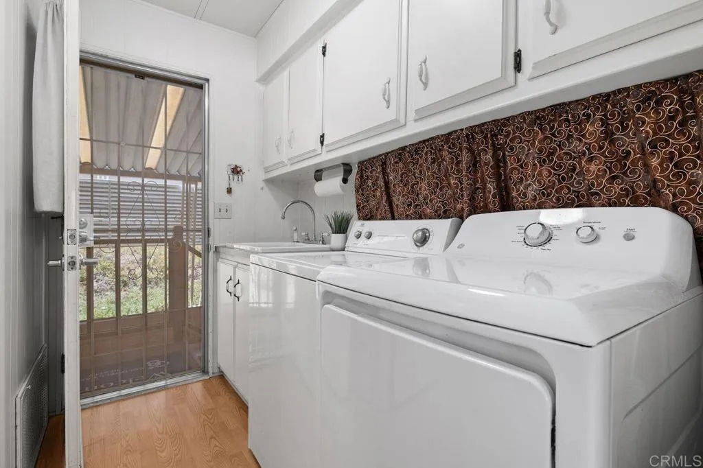 https://cdn.realtyfeed.com/cdn/127/306755482/a2bfa3384a1ce72b05a66dcb873fc65a.webp