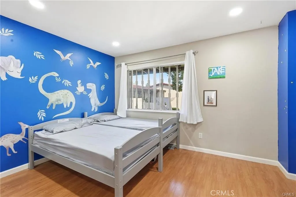 https://cdn.realtyfeed.com/cdn/127/306755495/65606f560b08c7757f674216cbf9357c.webp