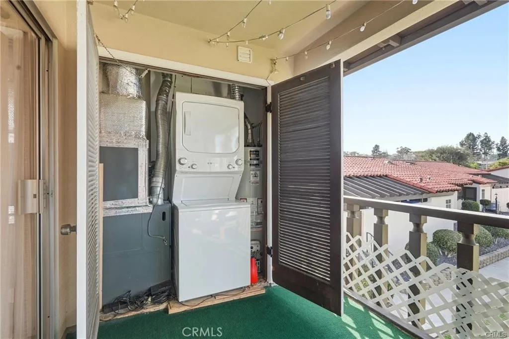 https://cdn.realtyfeed.com/cdn/127/306755495/8f2fc8e5e87d617f1d313ca47669b3e9.webp