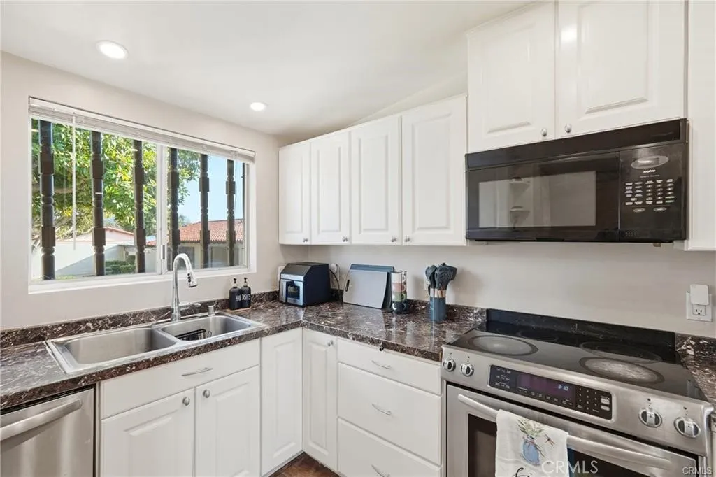 https://cdn.realtyfeed.com/cdn/127/306755495/e87edc553846e6375a227d399e600867.webp