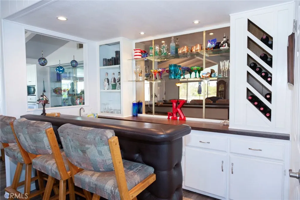 https://cdn.realtyfeed.com/cdn/127/306755539/09e98b7524604164f7c799ba5d42af34.webp