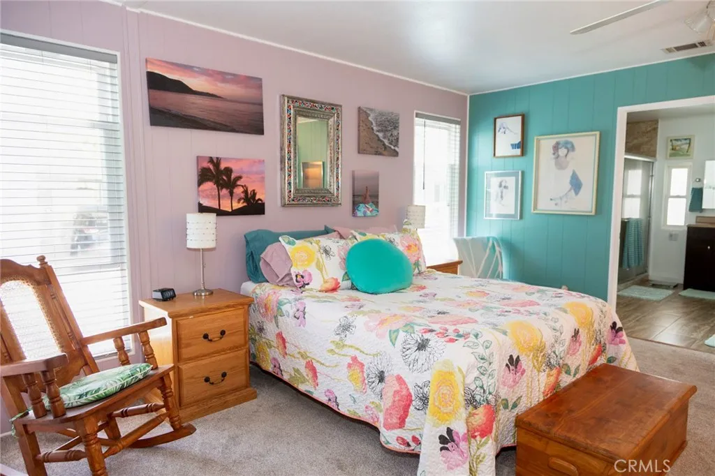https://cdn.realtyfeed.com/cdn/127/306755539/3296d8480e711294b3f5ba400fffc6e5.webp