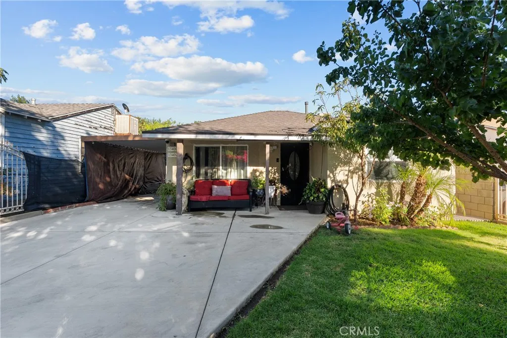 13400 Herron St, Sylmar, CA 91342 - Main photo, Sylmar, CA