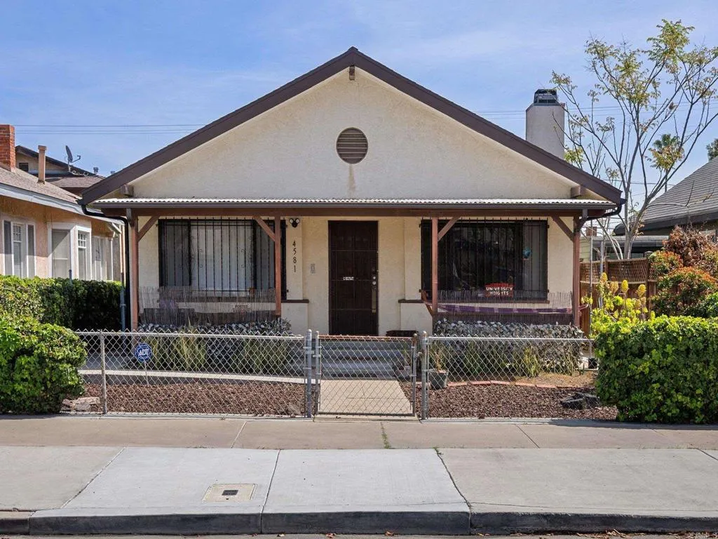 4581 Georgia Street, San Diego, CA 92116 - Photo 3 of 33, San Diego, CA