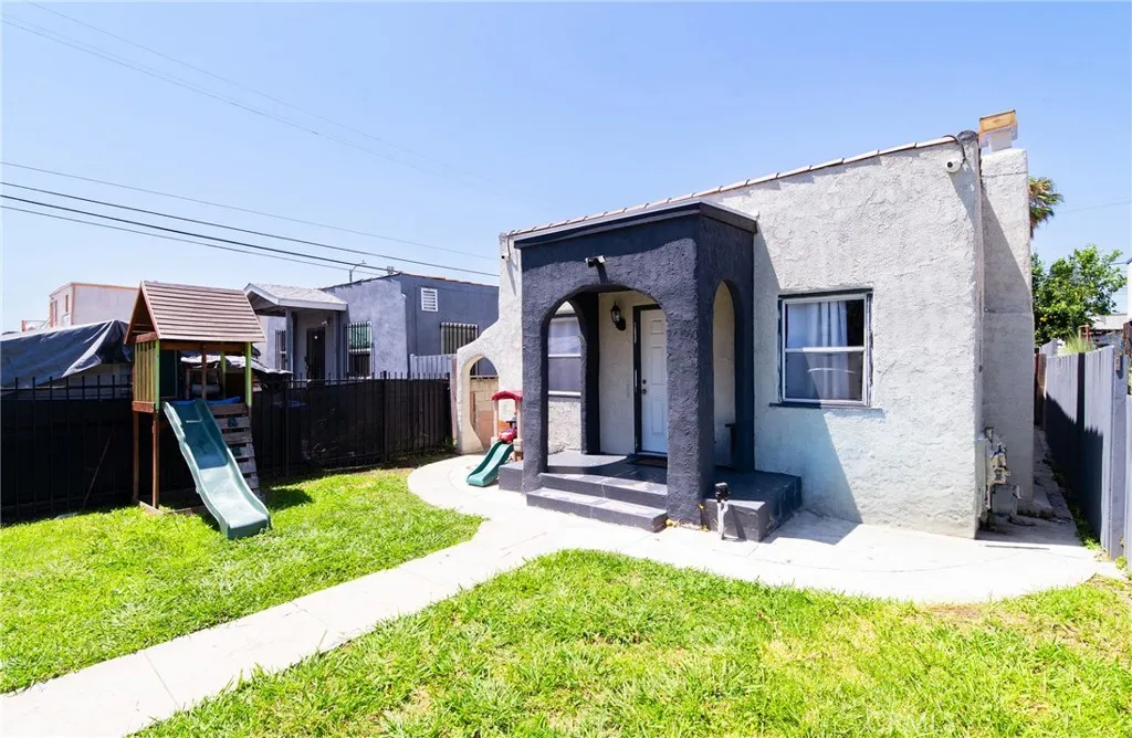 1455 W 60th Street, Los Angeles, CA 90047 - Main photo, Los Angeles, CA