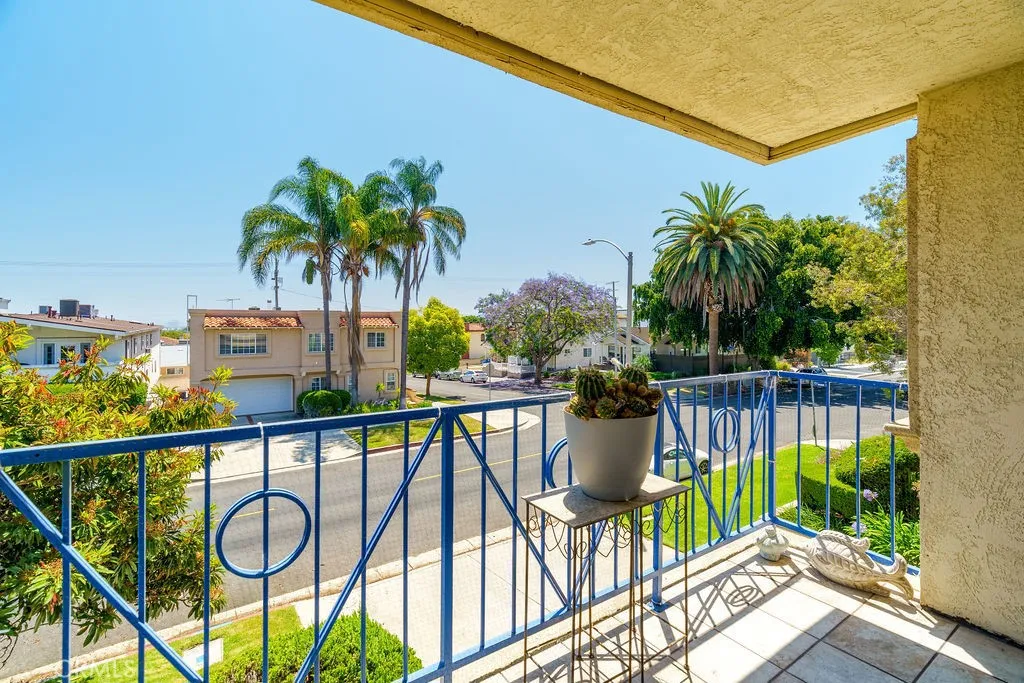1110 W 10th Street Unit 104, San Pedro, CA 90731 - Main photo, San Pedro, CA