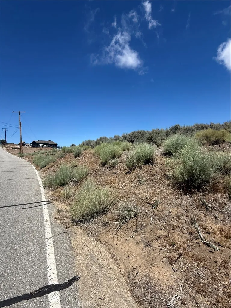 25610 Jacaranda, Tehachapi, CA 93561 - Photo 4 of 8, Tehachapi, CA