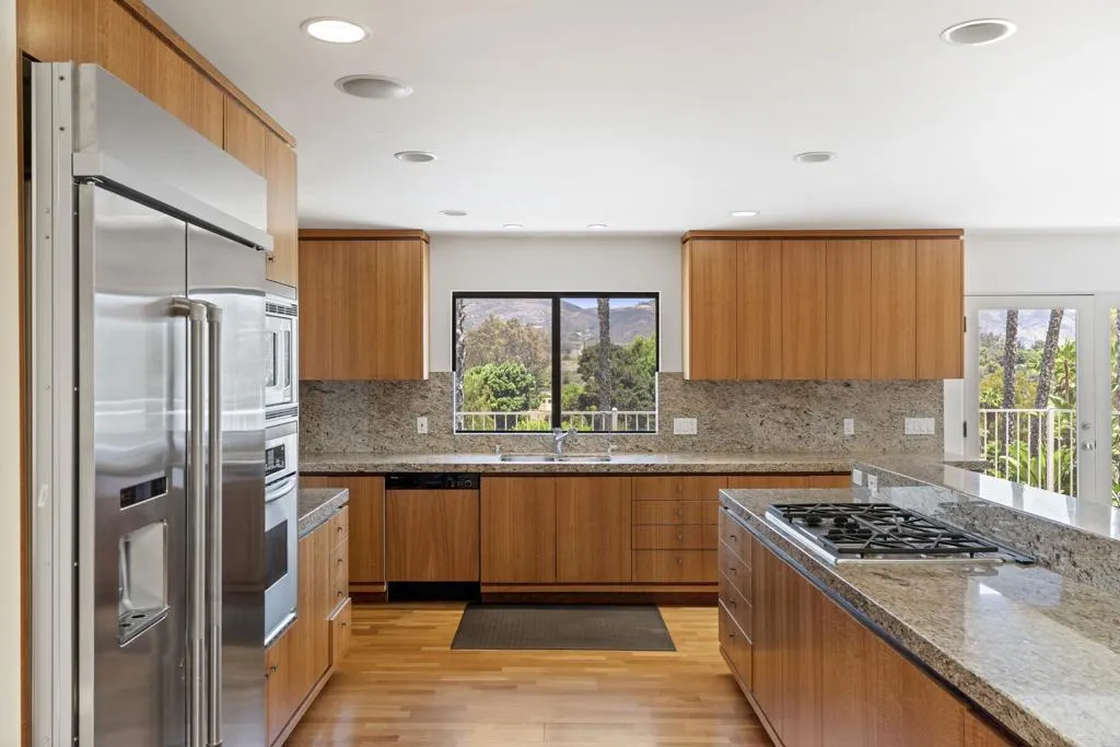 https://cdn.realtyfeed.com/cdn/127/306755611/57c347b18260ac51f4ea264384746d0c.webp