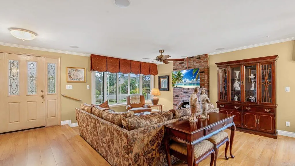 4523 Cather Avenue, San Diego, CA 92122 - Photo 4 of 38, San Diego, CA