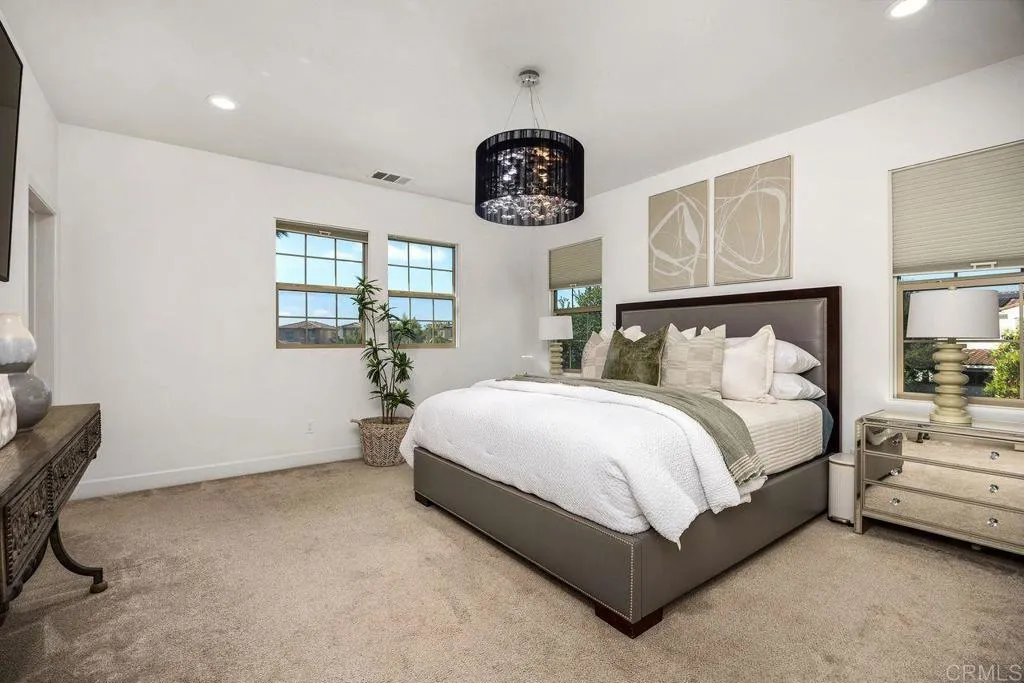https://cdn.realtyfeed.com/cdn/127/306755724/ccc2747a7236ab5fddb87226740588ec.webp