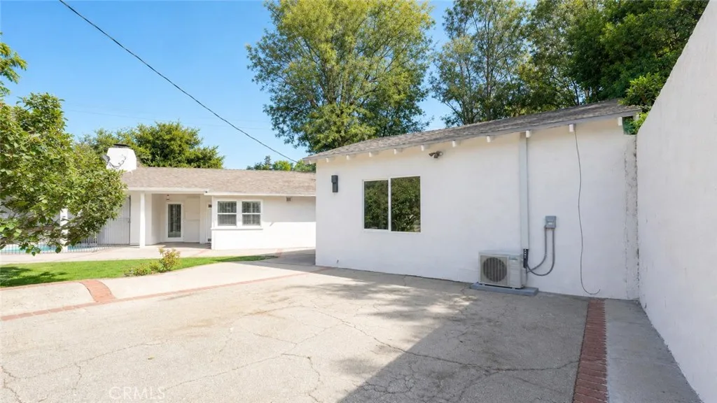 4711 Tyrone, Sherman Oaks, CA 91423 - Photo 4 of 60, Sherman Oaks, CA
