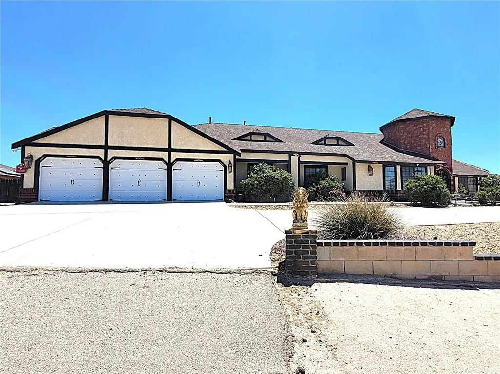 13889 Olathe, Apple Valley, CA 92307 - Photo 3 of 12, Apple Valley, CA