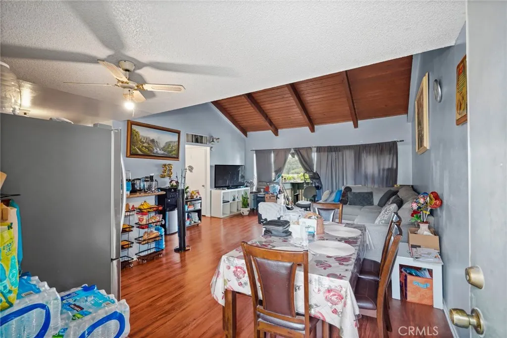 8601 International Avenue Unit 234, Canoga Park, CA 91304 - Photo 3 of 28, Canoga Park, CA