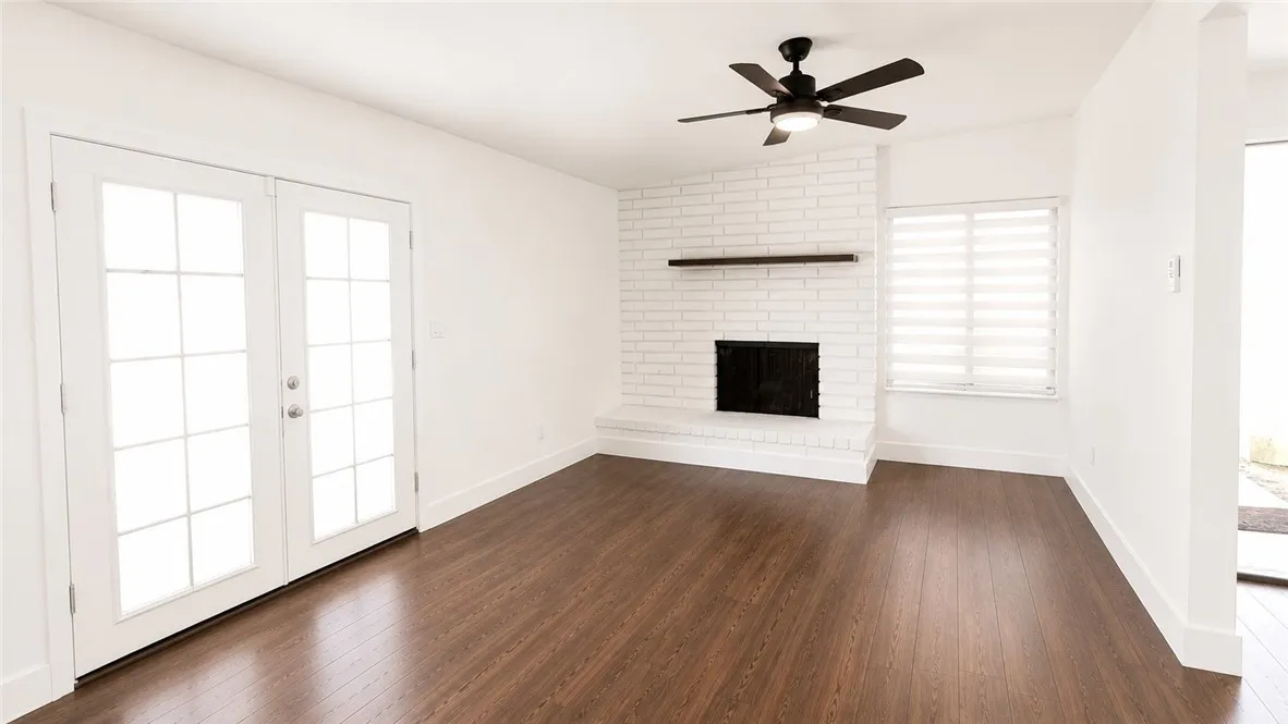 4913 Scorpio Court, Bakersfield, CA 93309 - Photo 5 of 30, Bakersfield, CA