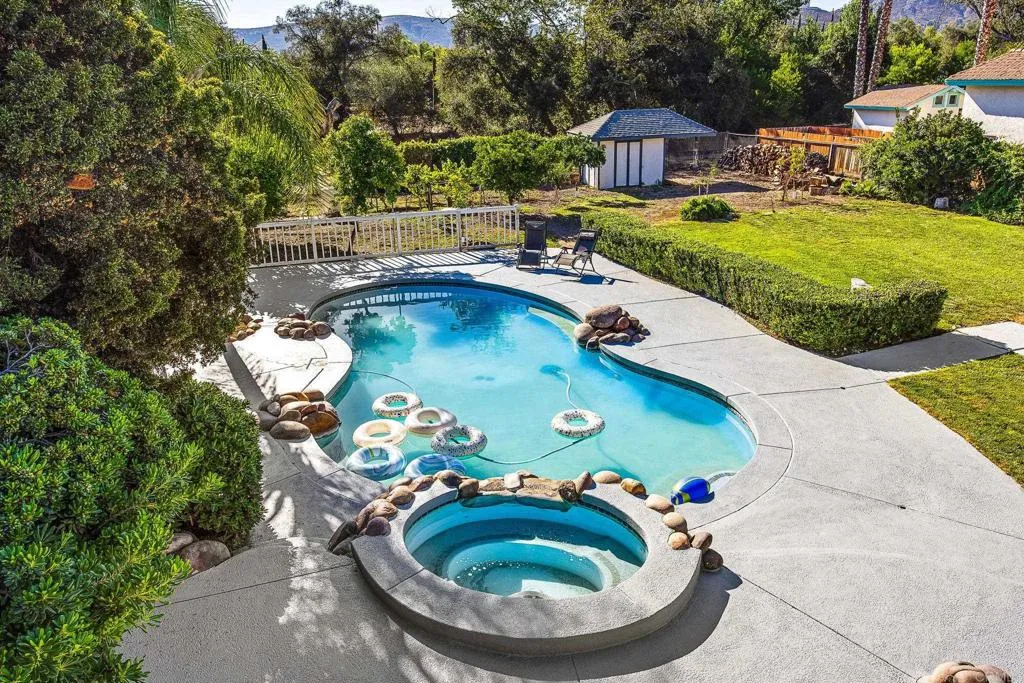 https://cdn.realtyfeed.com/cdn/127/306755780/2f7eca07490a065ff7a1ca2d58d3de75.webp