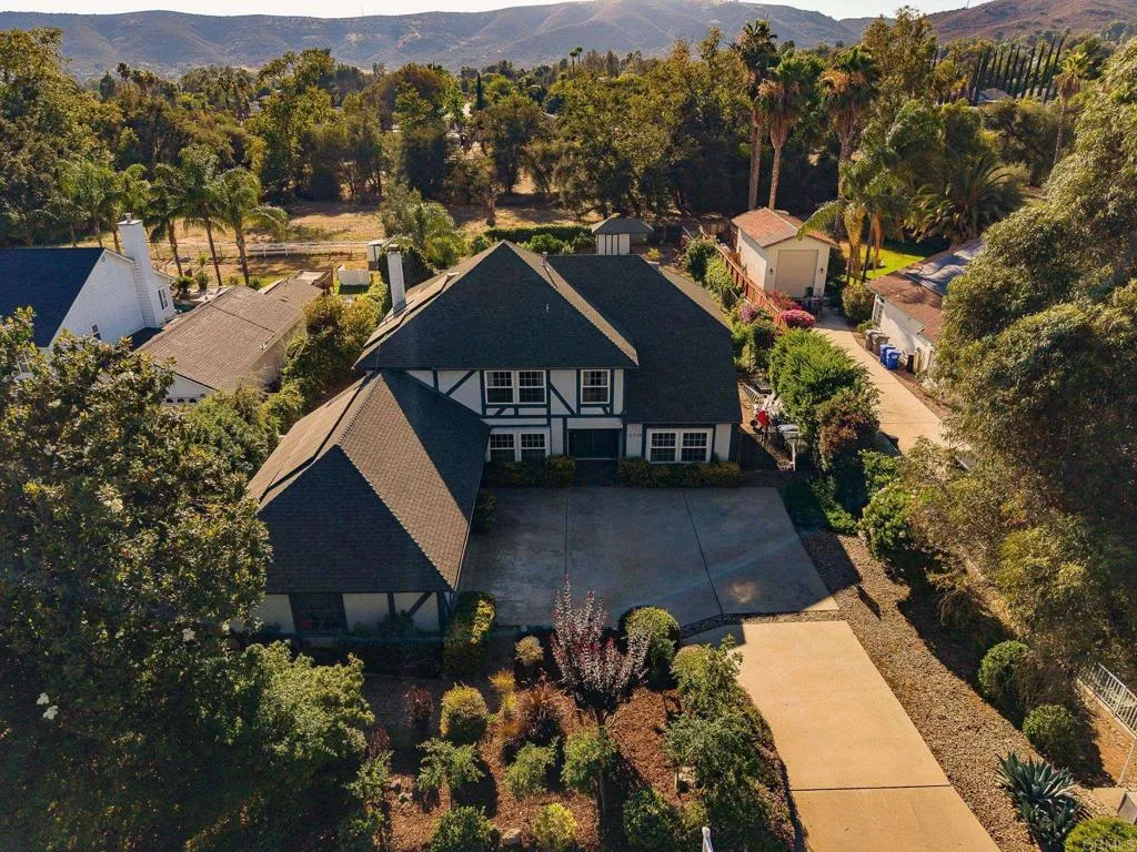 https://cdn.realtyfeed.com/cdn/127/306755780/66f1ecf09732fa8dc6c2b558752ca618.webp