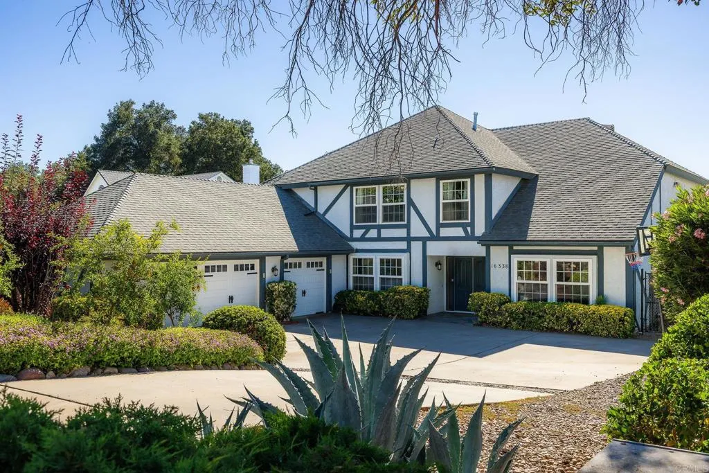 https://cdn.realtyfeed.com/cdn/127/306755780/8b0dddd181f78e90e901286c954e8e8b.webp