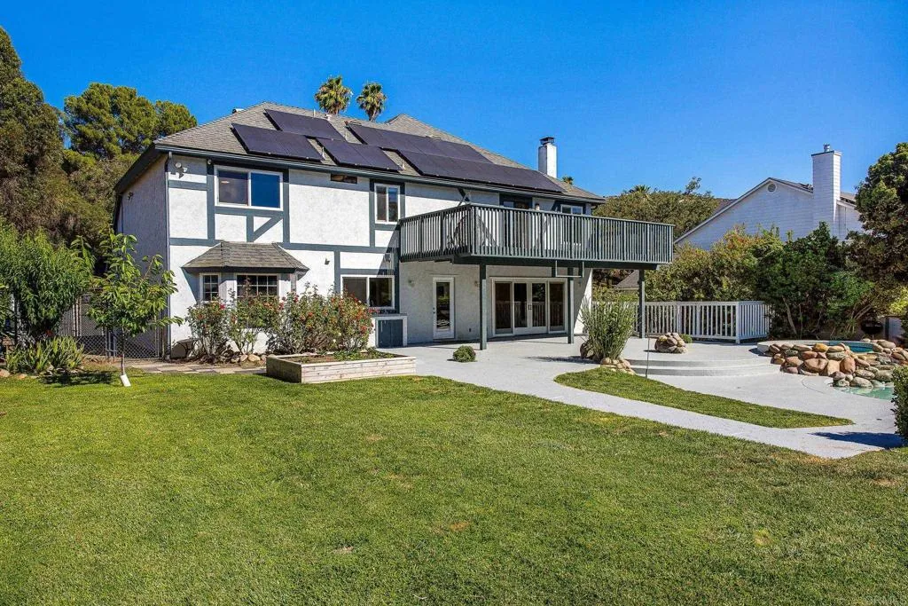 https://cdn.realtyfeed.com/cdn/127/306755780/939157606eb9a21c8dd2954561a00105.webp