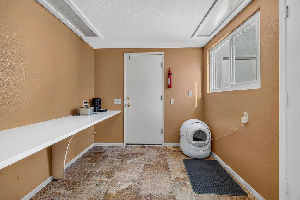 https://cdn.realtyfeed.com/cdn/127/306755780/b15c0b74916baae9210d7353dbb22f25.webp